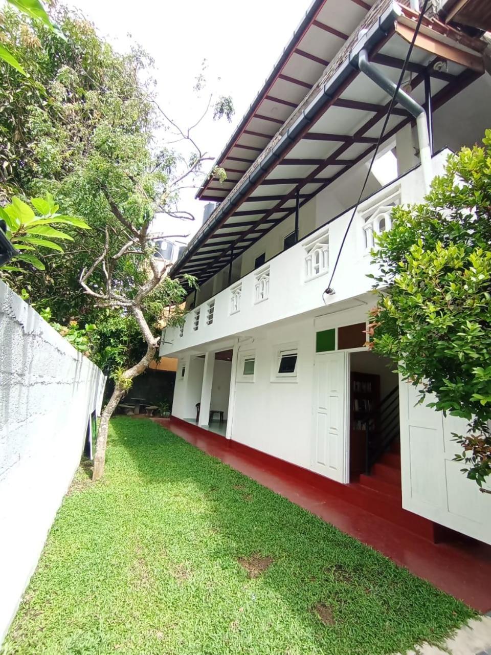 Sihara Rooms & Hostel ماتارا المظهر الخارجي الصورة